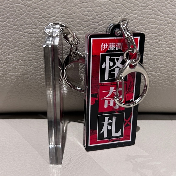 Junji Ito Pop up store Official Merch, acrylic blocks, badges, keychains set - Picture 10 of 15